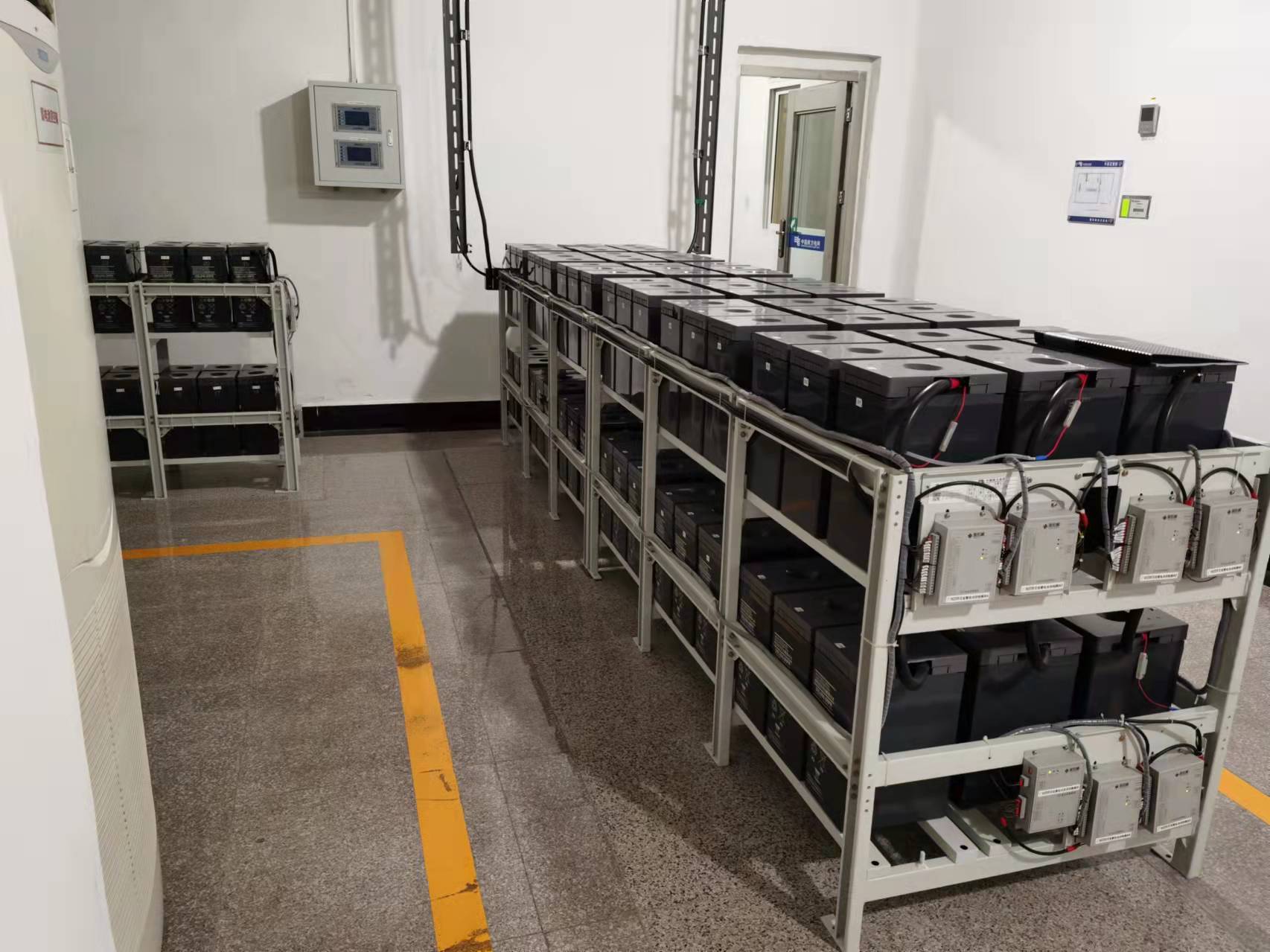 乐鱼ups电源如何根据主机功率和待机时间计算电池容量？